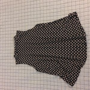 Mockneck sleeveless top in fun pattern